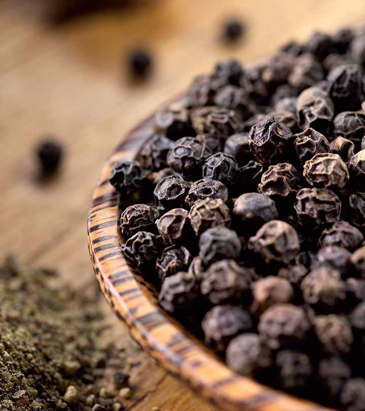 360_21-Amazing-Benefits-Of-Black-Pepper-Kali-Mirch-For-Skin-Hair-And-Health_iStock-469858939_1