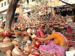 The tableau of Himachal Pradesh featuring a Chamba Rumal installation at the Republic Day Parade 2017 in New Delhi