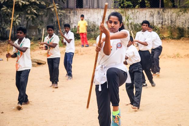 sil1-k0i-621x414@LiveMint Silambam in Tamil Nadu